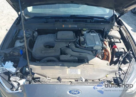 2018 Ford Fusion Hybrid Titanium z USA, uszkodzony, nr VIN 3FA6P0RU9JR207022